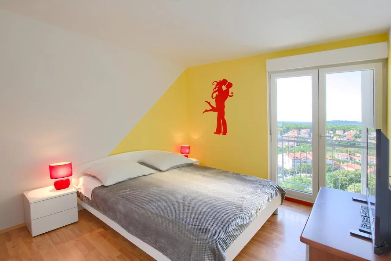 Apartment Vedrana Pula