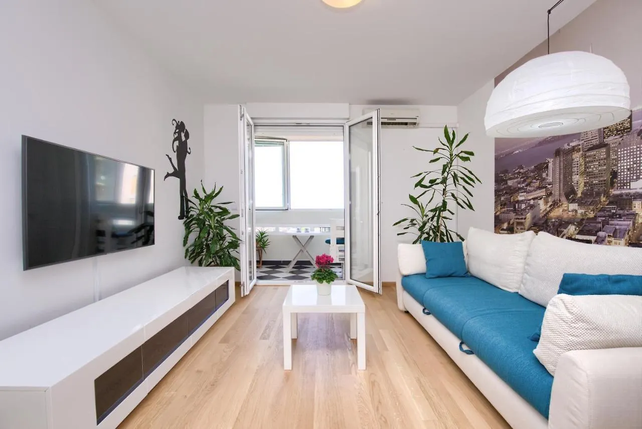 Apartment Vedrana Pula
