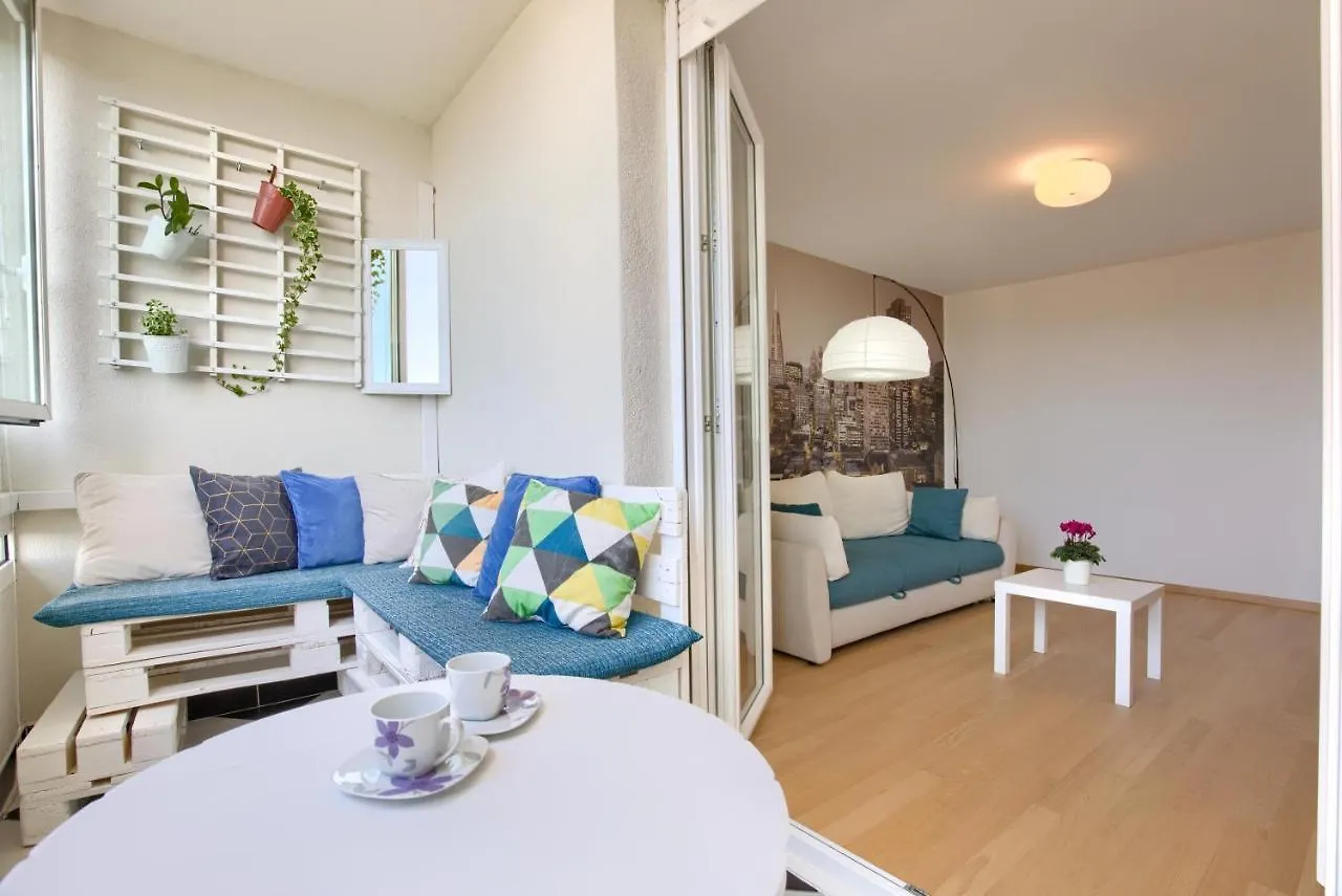 Apartment Vedrana Pula 0*,  Kroatien